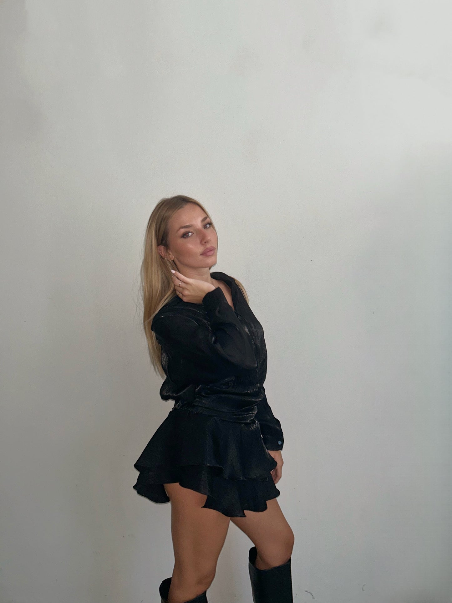VESTITO SATIN NERO
