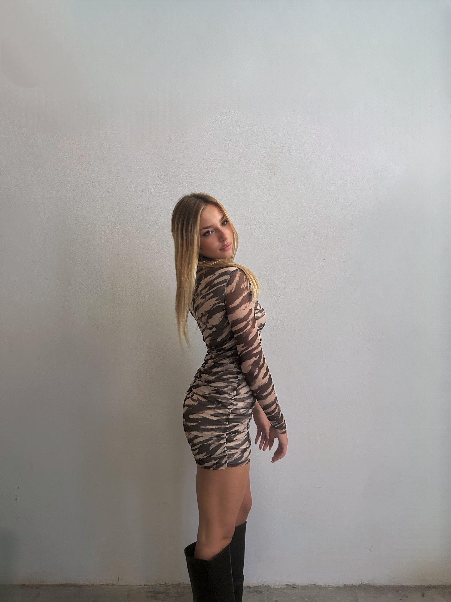 VESTITO CORTO ZEBRATO
