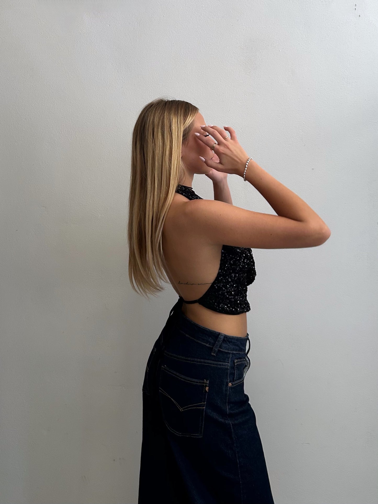 TOP PAILLETTES NERO