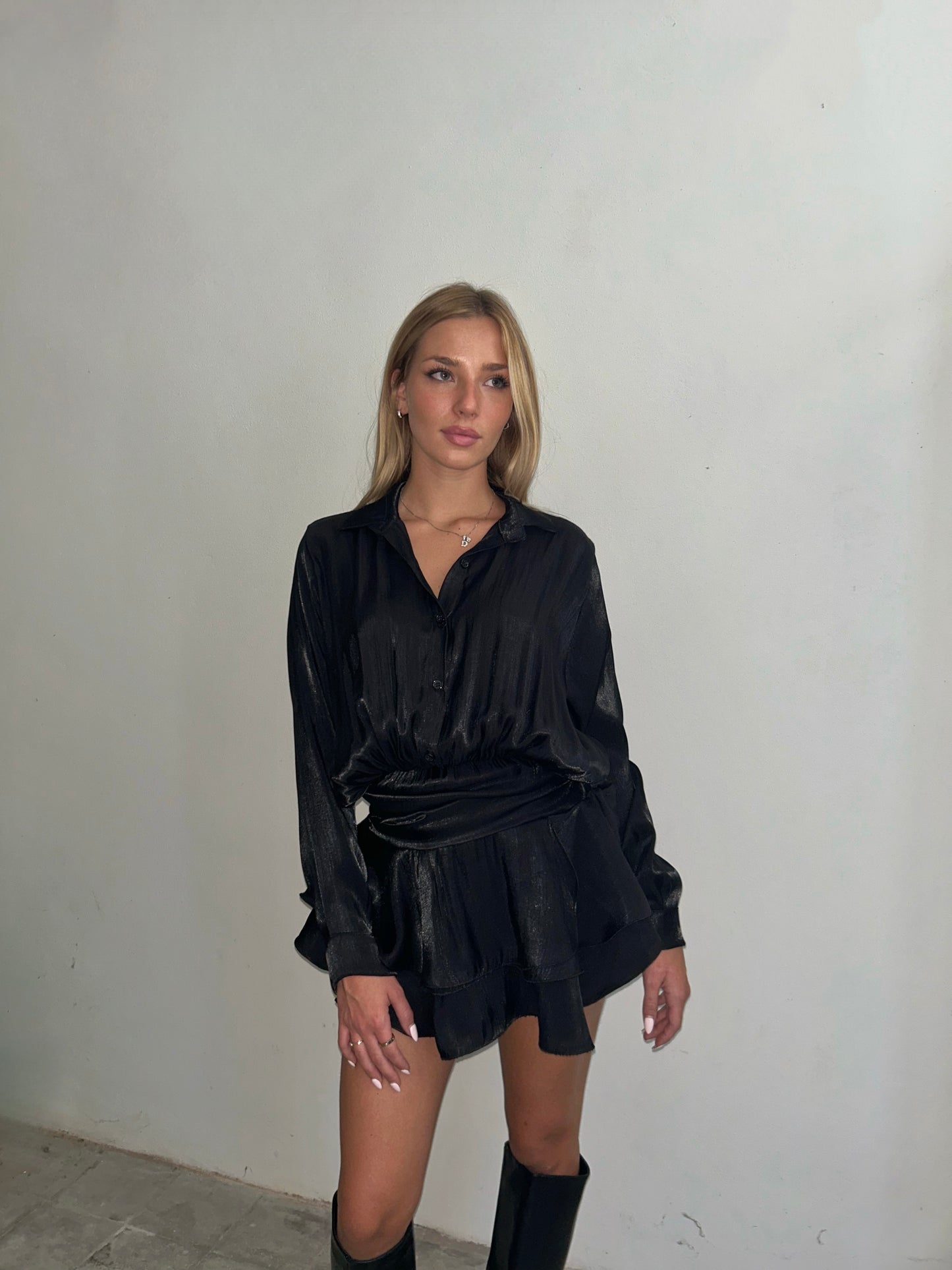VESTITO SATIN NERO