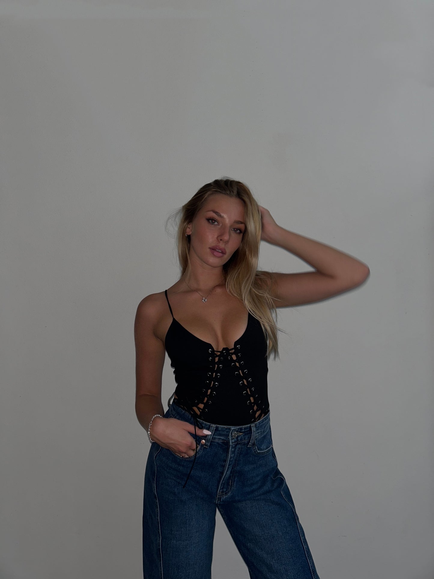 BODY LACES