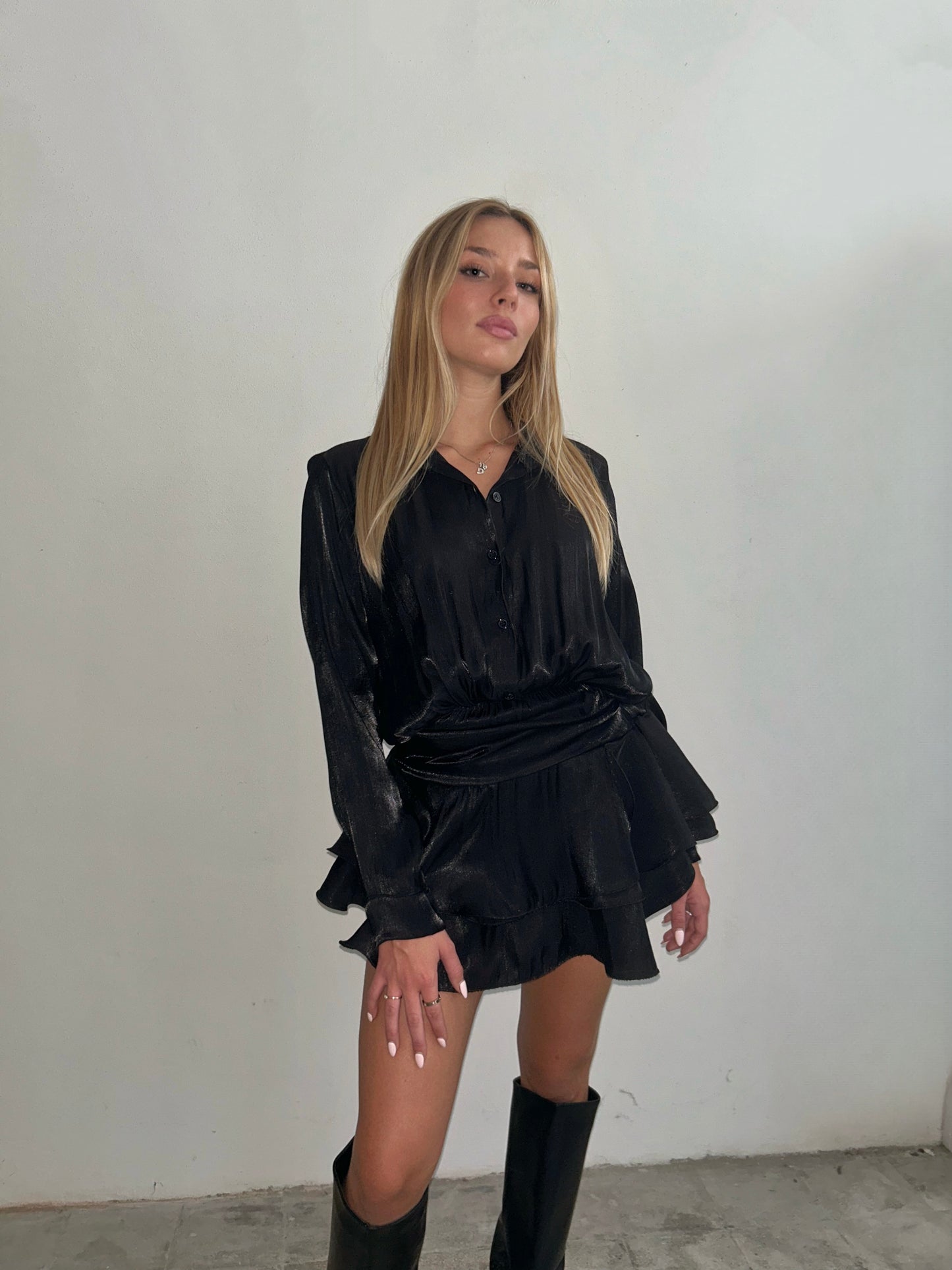 VESTITO SATIN NERO