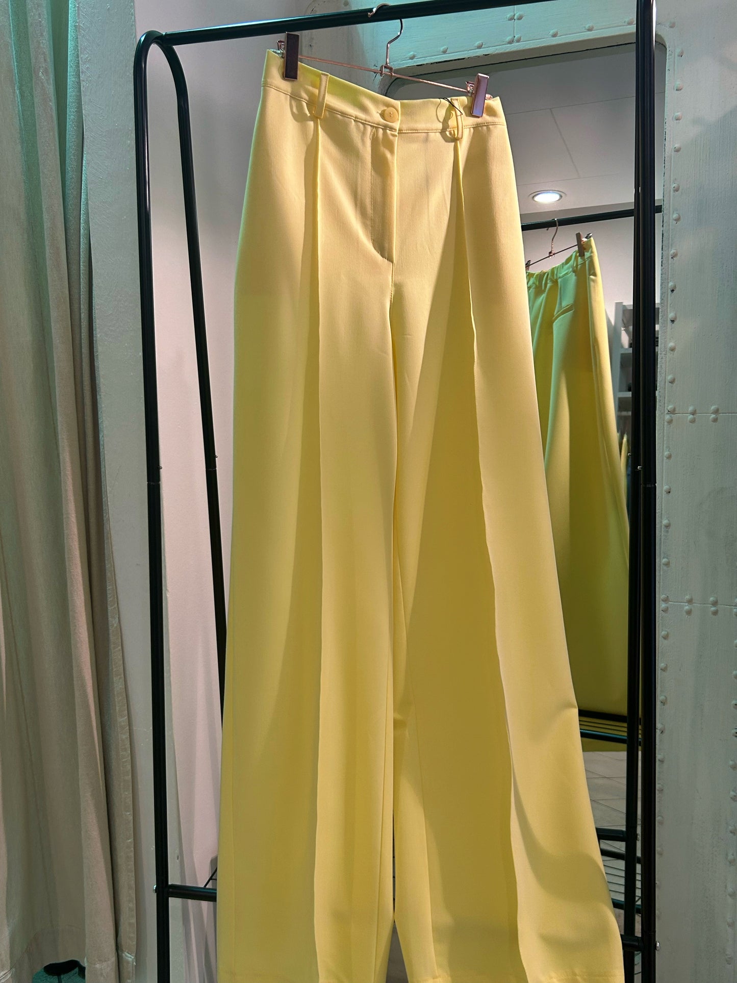 PANTALONE A PALAZZO GIALLO